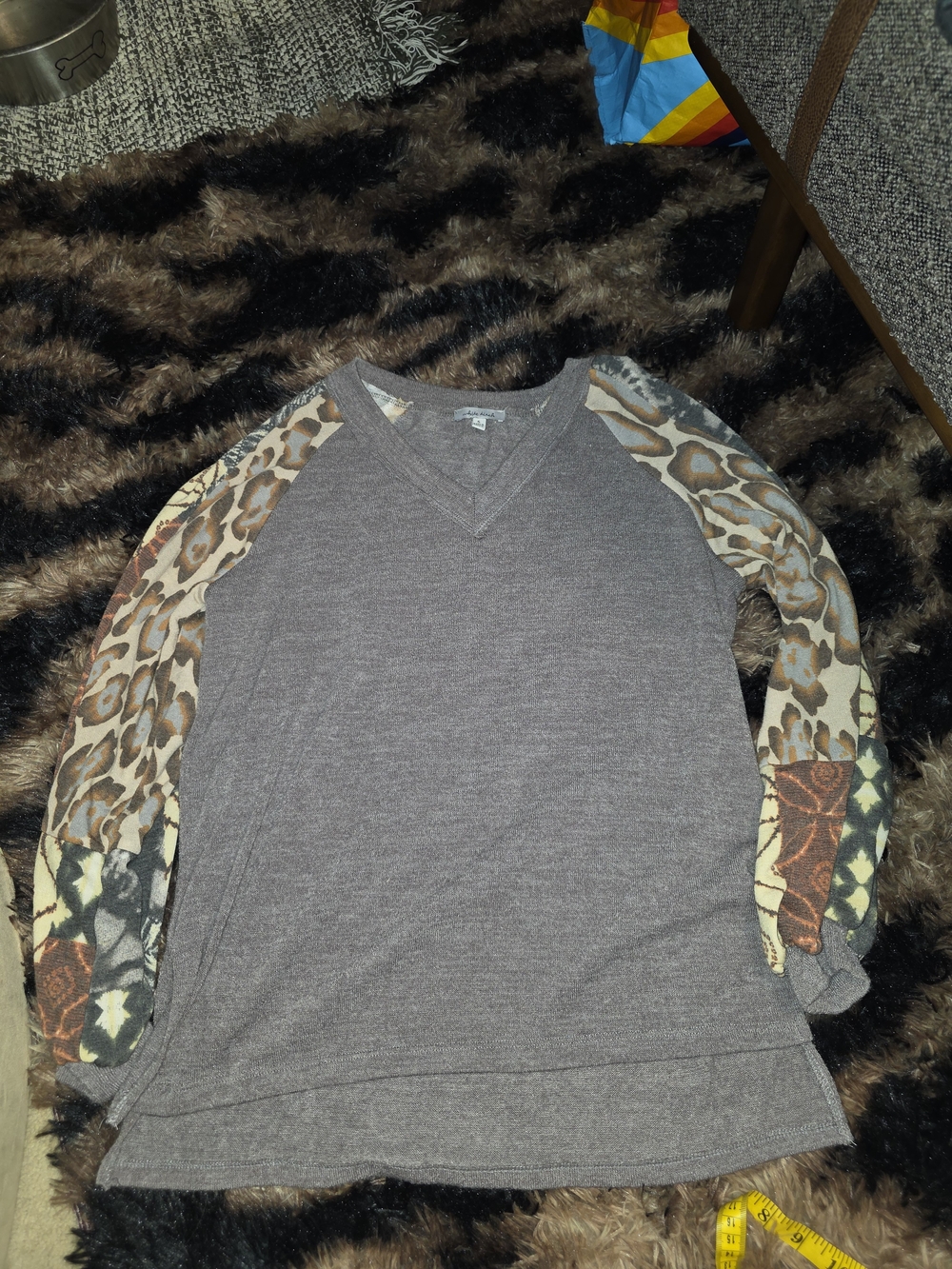 white birch Taupe Pullover with Patterned Animal-Print Sleeves